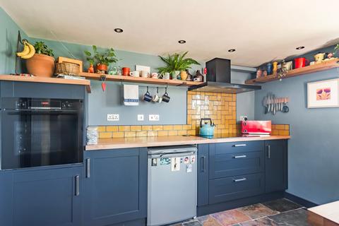 1 Back Road, East Ruston, Norwich, NR12 9JZ