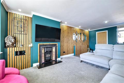 131 Bedworth Road, Bulkington, Bedworth, CV12 9LJ