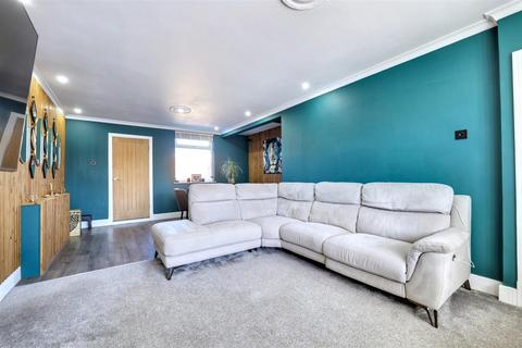 131 Bedworth Road, Bulkington, Bedworth, CV12 9LJ