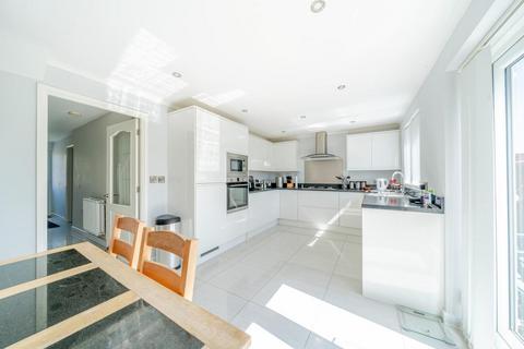 1 Beech Tree Close, Clase, Swansea, SA6 7NE