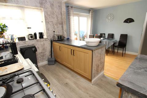 3 bedroom end of terrace house for sale, Timberleys, Littlehampton
