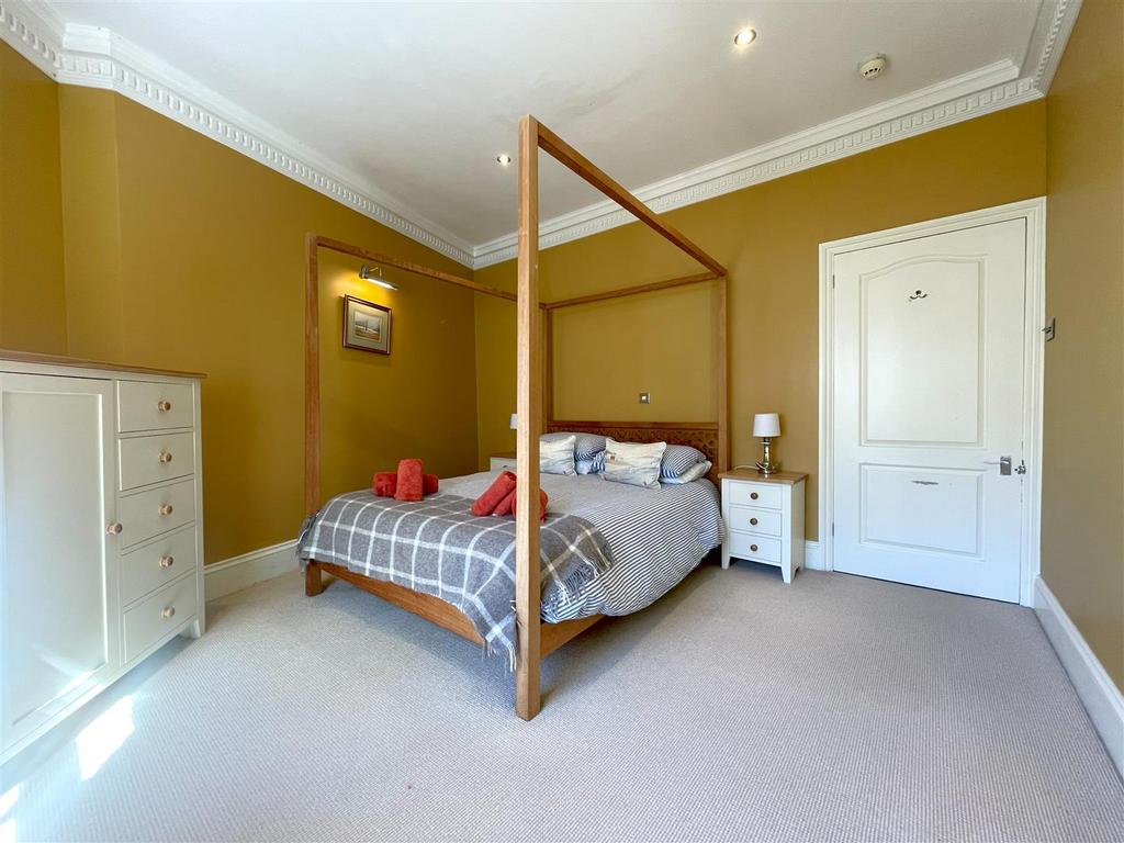 Bedroom one 2.jpg