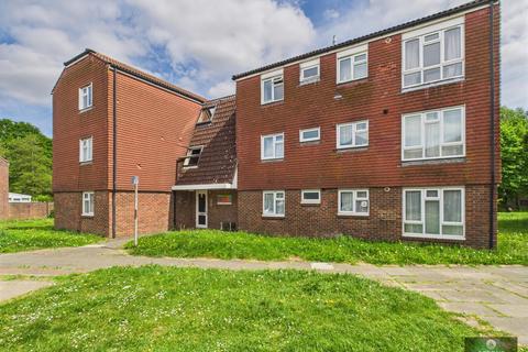 30 Vanbrugh Close, Crawley, RH11 8FA