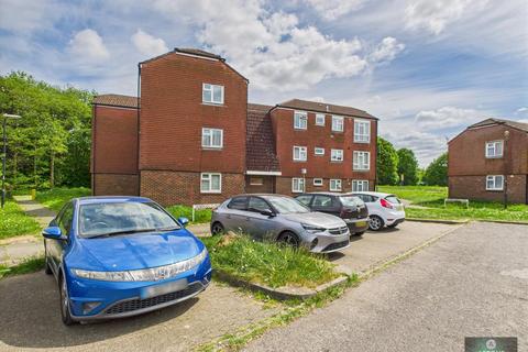 30 Vanbrugh Close, Crawley, RH11 8FA