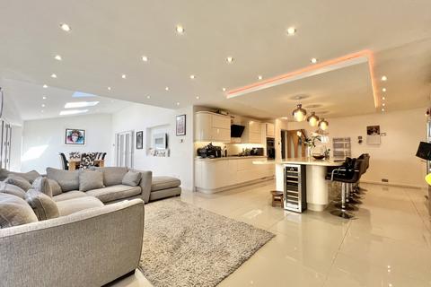 4 bedroom detached house for sale, Rossall Lane, Rossall FY7
