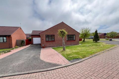 4 bedroom detached bungalow for sale, Meadowdale