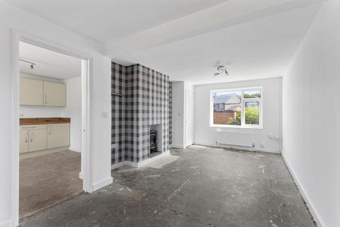 10 Hallfield Crescent, Wetherby, LS22 6JP