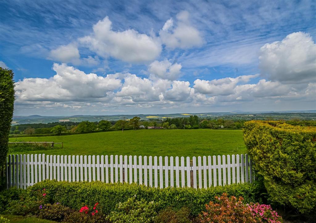 13 Hillside-28.jpg