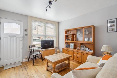 16 Glencoe Road, Bushey, WD23 3DS