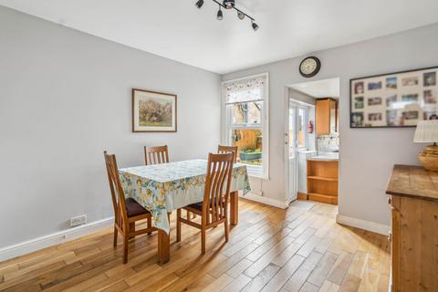 16 Glencoe Road, Bushey, WD23 3DS