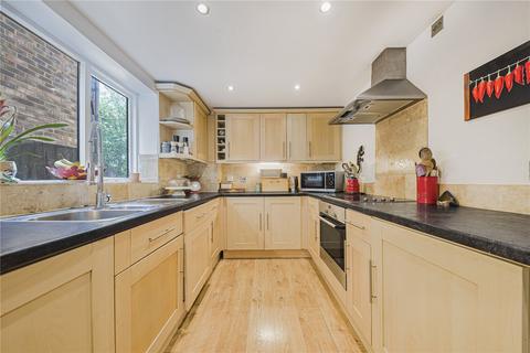 4 Sopwith Close, Biggin Hill, Westerham, TN16 3UW
