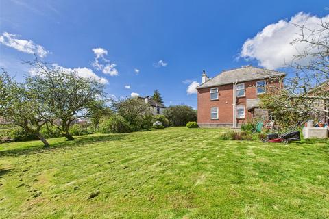 4 bedroom detached house for sale, North Road, Holsworthy, Devon