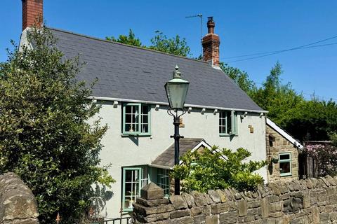 2 bedroom cottage for sale, Royston Lane, Barnsley, S71 3EW