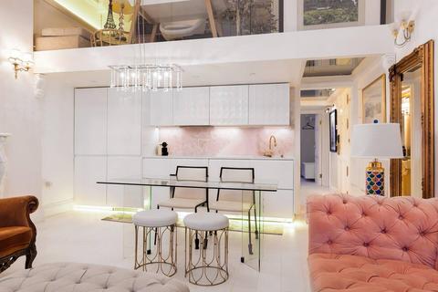 Russell Road, London W14