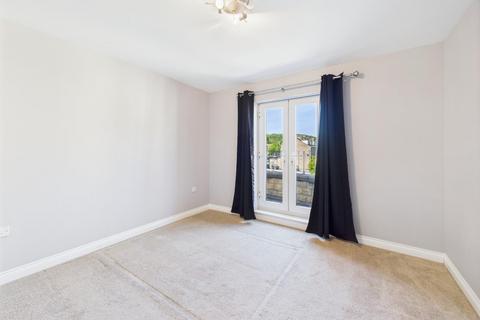2 bedroom apartment for sale, Merchants Court, Bingley, Bradford