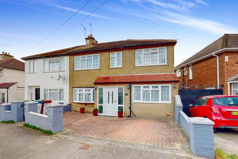 4 bedroom semi-detached house for sale, Sefton Avenue, Harrow Weald, HA3