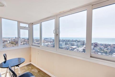 2 bedroom flat for sale, Boundary Road, Worthing