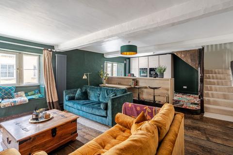 2 bedroom apartment for sale, Long Street, Tetbury