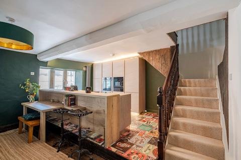 2 bedroom apartment for sale, Long Street, Tetbury