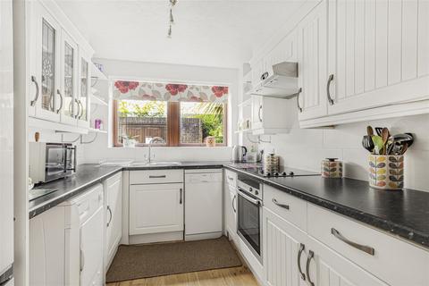 2 bedroom retirement property for sale, Victoria Court, Henley-On-Thames RG9