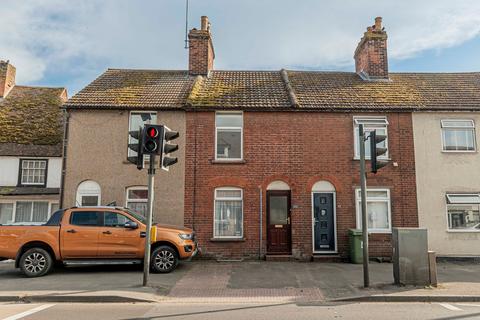 2 bedroom terraced house for sale, London Road, Teynham, ME9