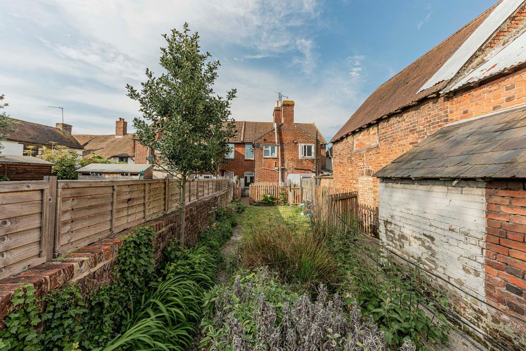 Rear Garden (2)