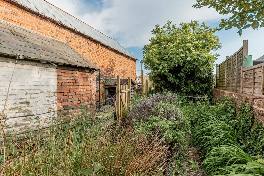 Rear Garden (4)