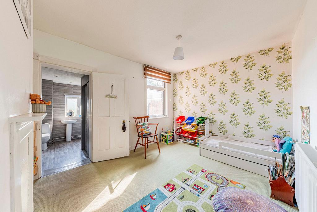 Bedroom Two (2)