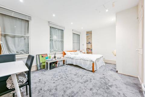 Studio to rent, Colebrooke Row, Islington, London, N1