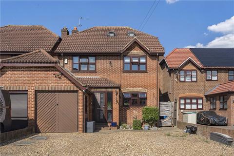 21 Gloucester Drive, Staines-upon-thames, TW18 4TY