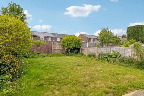 1 Hall Close, Mill End, Rickmansworth, WD3 8US