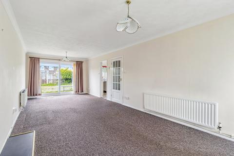 1 Hall Close, Mill End, Rickmansworth, WD3 8US