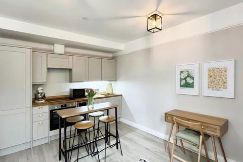 2 bedroom apartment for sale, Shirley Road, Cardiff