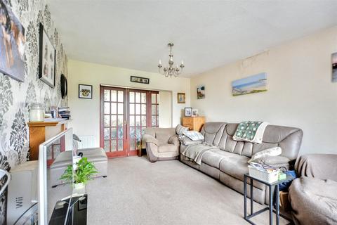 3 bedroom detached bungalow for sale, Bridgend Close, Stapleford, Nottingham