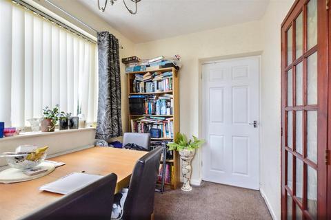 3 bedroom detached bungalow for sale, Bridgend Close, Stapleford, Nottingham