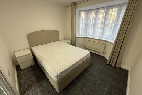 Studio to rent, Lyvelly Gardens, PETERBOROUGH PE1
