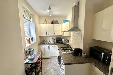 2 bedroom maisonette for sale, Compton Place, Bordon GU35