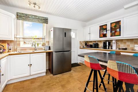 1 Braehead, Cupar, KY15 4BG