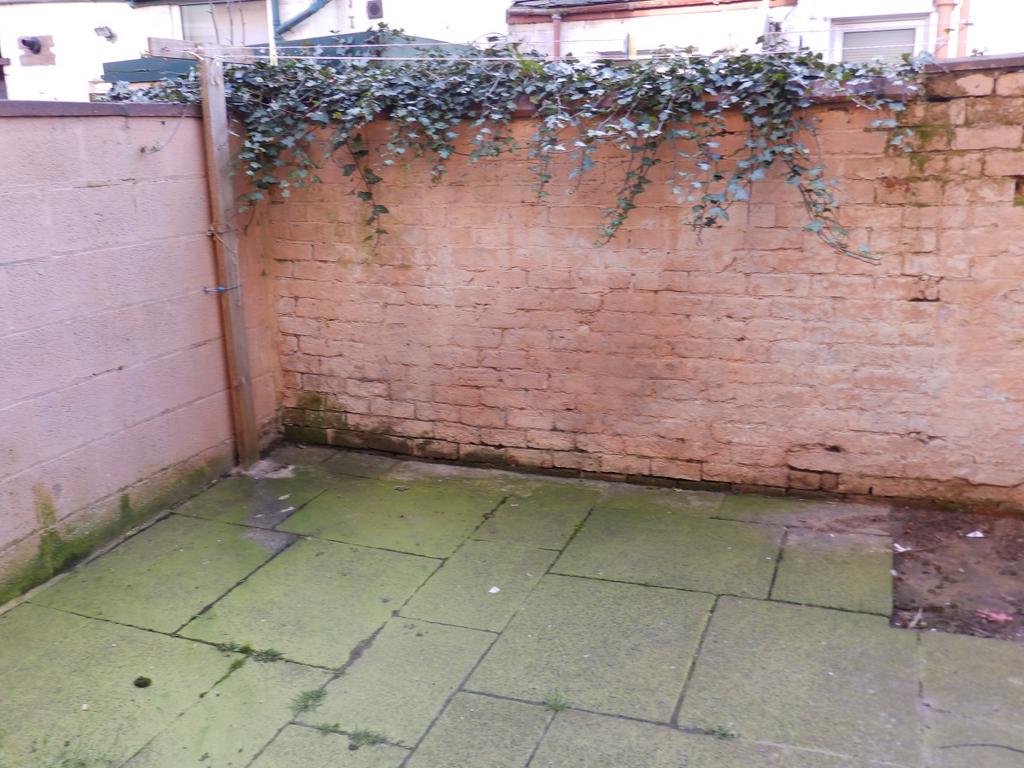 37 Henderson Street