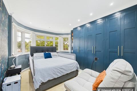 127 Pavilion Way, Ruislip, HA4 9JL