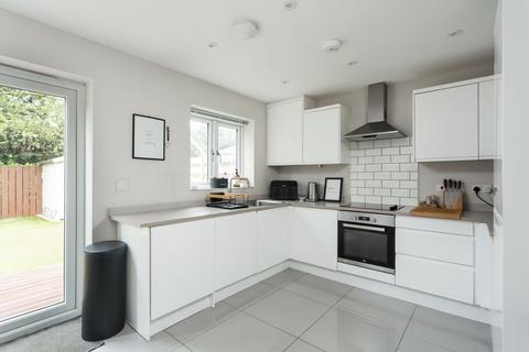 2 Apple Tree Lane, York, YO26 5TL
