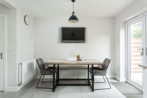 2 Apple Tree Lane, York, YO26 5TL