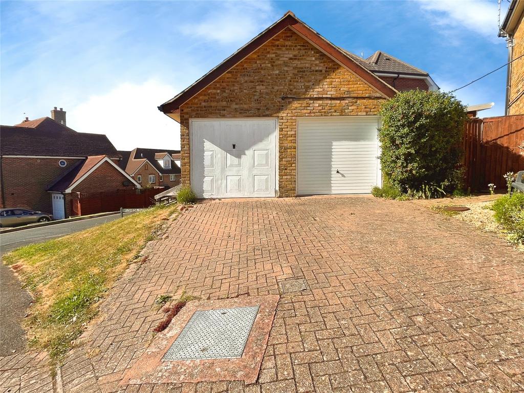 Garage/Parking
