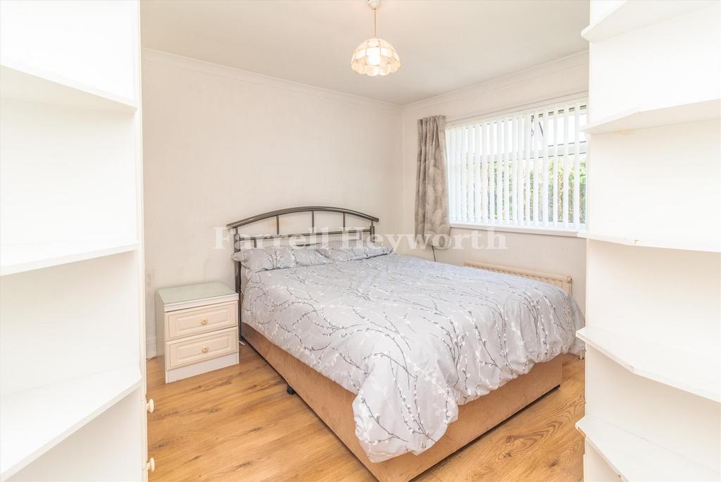 Bedroom 2 image 2
