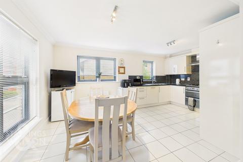 8 Bertram Way, Norwich, NR1 1EU