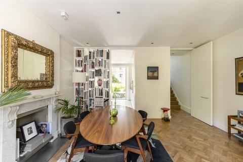 15 Alexander Street, London, W2 5NT