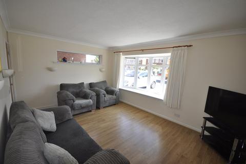 8 Catesby Drive, Kingswinford, DY6 7RJ