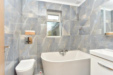 27 Cellar Hill, Lynsted, Sittingbourne, ME9 9QY