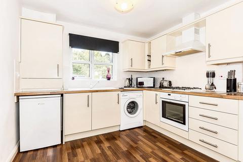 2 bedroom flat for sale, Tai Maes, Mold, CH7