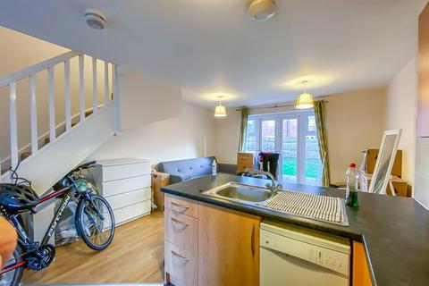 2 bedroom terraced house to rent, Salix Close, Coventry, CV4